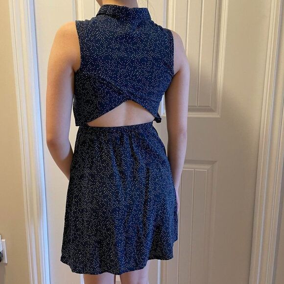 H&M Navy Polka Dot Button-Up Collared Dress - XS - Picture 5 of 6
